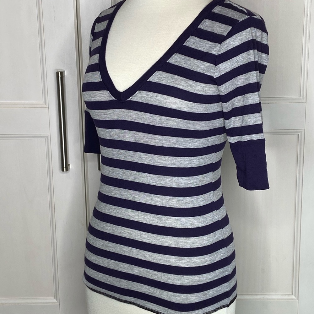 Michael Stars Navy Gray Stripe T shirt - Picture 3 of 7